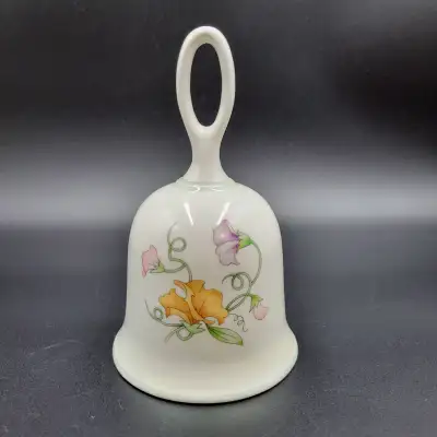 Vintage Sadler England Bell Sweet Pea Flower Porcelain Retro Floral Flowers Read You Have Great Tast...