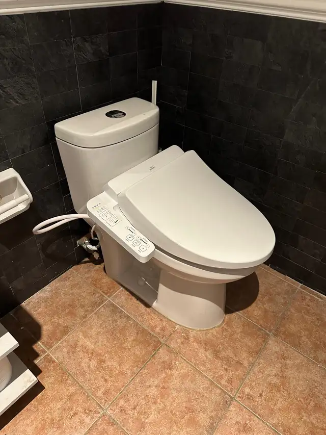 service plumber  in Plumbing in Markham / York Region - Image 2