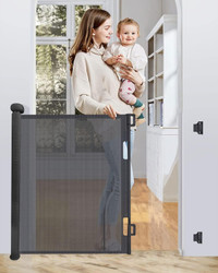 *New* Retractable Safety Gate for Babies & Pets