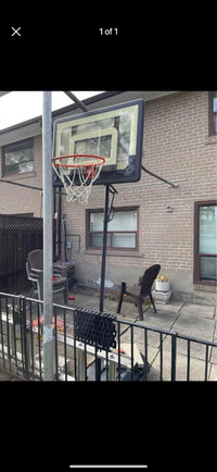 Basketball Hoop for children 8-12 yrs old. Ball included (needs
