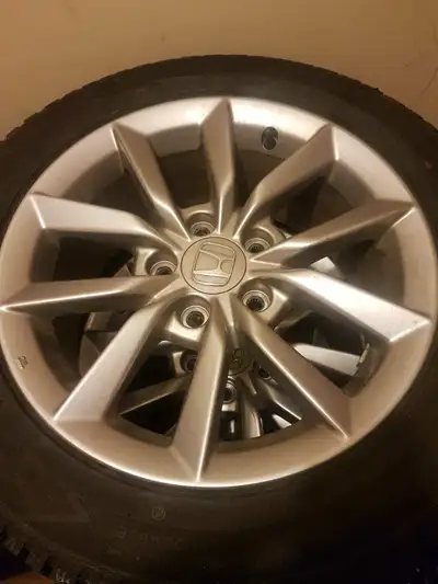 The 1st picture is 16" rims and it is for $1600, the 2nd picture is 17" rims and it is for $1000,and...