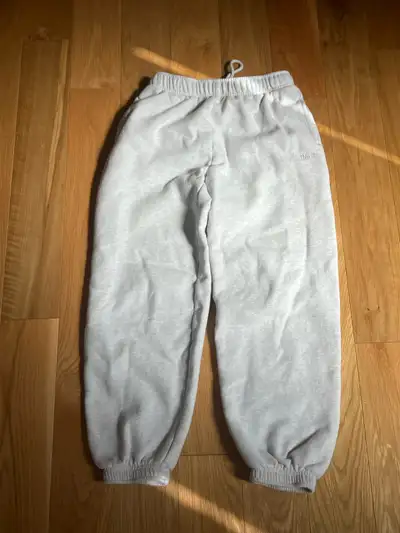 grey tna aritzia sweat pants mega fit 2XS, View more
