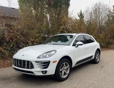 2015 Porsche Macan S - 3.0 Engine, PDK transmission Cleanest 2015 Macan S out there. Car has been ba...