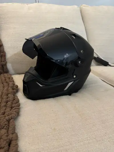 motorcycle helmet 2XL, View more
