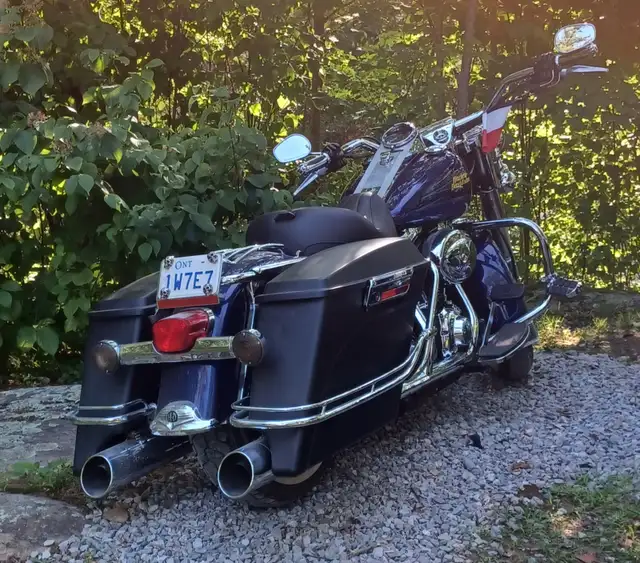 07 Road King Classic in Touring in City of Toronto - Image 9
