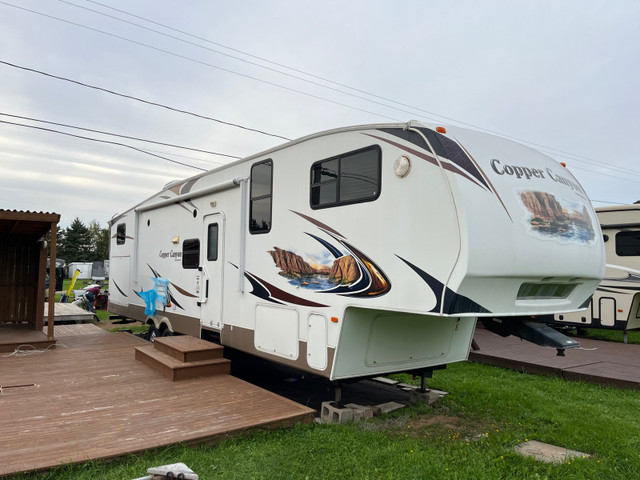 2012 Keystone Copper Canyon 324FWBHS in Travel Trailers & Campers in Moncton