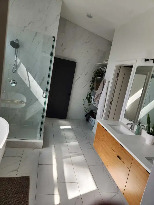 Carriage house for rent in Long Term Rentals in Kelowna - Image 7