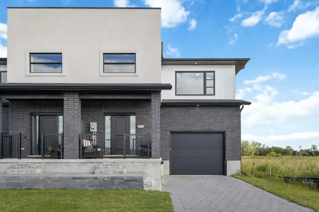 Townhouse for Rent - Royal Magnolia Ave, London, Ontario