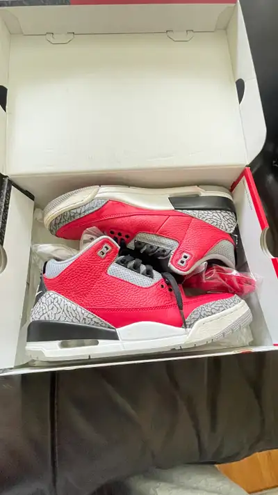 Jordan 3 Retro SE Fire Red, View more