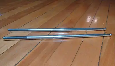 5 A Classique Baguette Aluminium 20 $ Argent Comptant