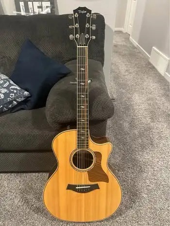 Taylor 814 Acoustic Guitar with Hardshell case , View more