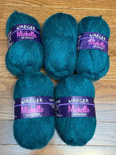 JAEGER MICHELLE with MOHAIR Yardage: 151 mtrs/ 165 yds / 50 grams Gauge: # 4 worsted Fibre Content:...