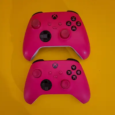 Xbox Series Controller Pink, View more
