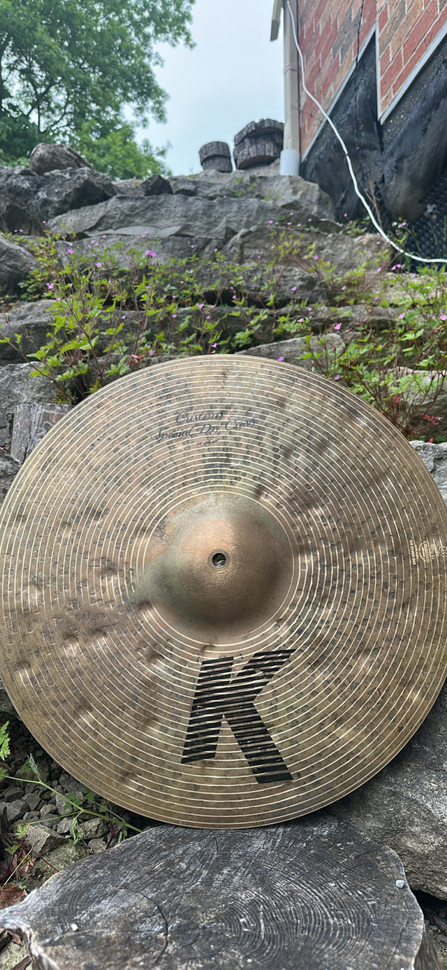 Zildjian K 18” custom special dry crash cymbal  in Drums & Percussion in Hamilton - Image 2