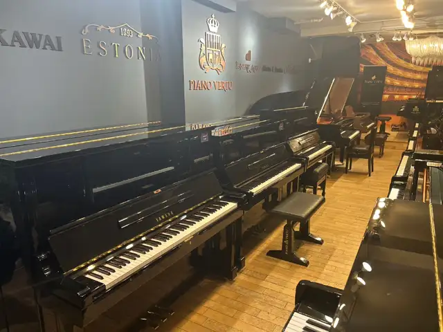  Pianos Yamaha U1 et U3 à vendre – Garantie 5 ans!  in Pianos & Keyboards in City of Montréal - Image 4