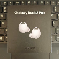 [BNIB] Samsung Galaxy Buds2 Pro White / Purple