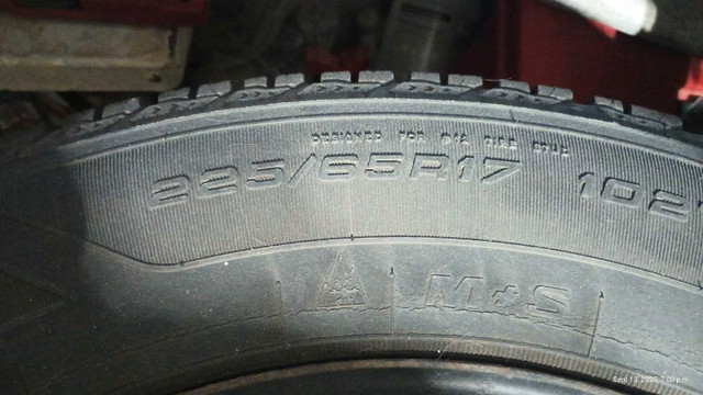 Winter tires & 17" Steel Rims 5 x 120 Bolt Pattern in Tires & Rims in Leamington - Image 3