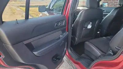 146,000 km, mainly highway driven Accident free Located Windsor ON