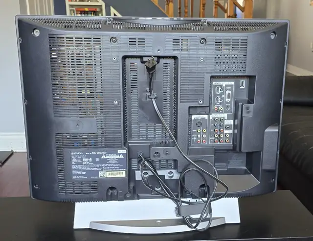 Sony 26 inches BRAVIA LCD HDTV with HDMI in TVs in Ottawa - Image 5