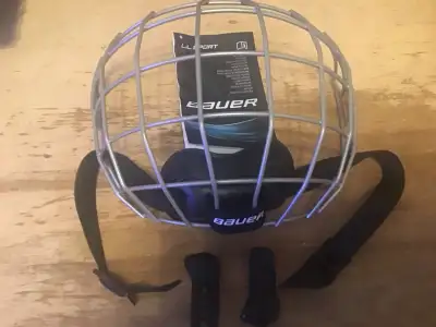 BAUER NME4 GOALIE MASK - JUNIOR, View more