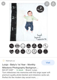 Couverture pour bébé avec cartes pour les mois.