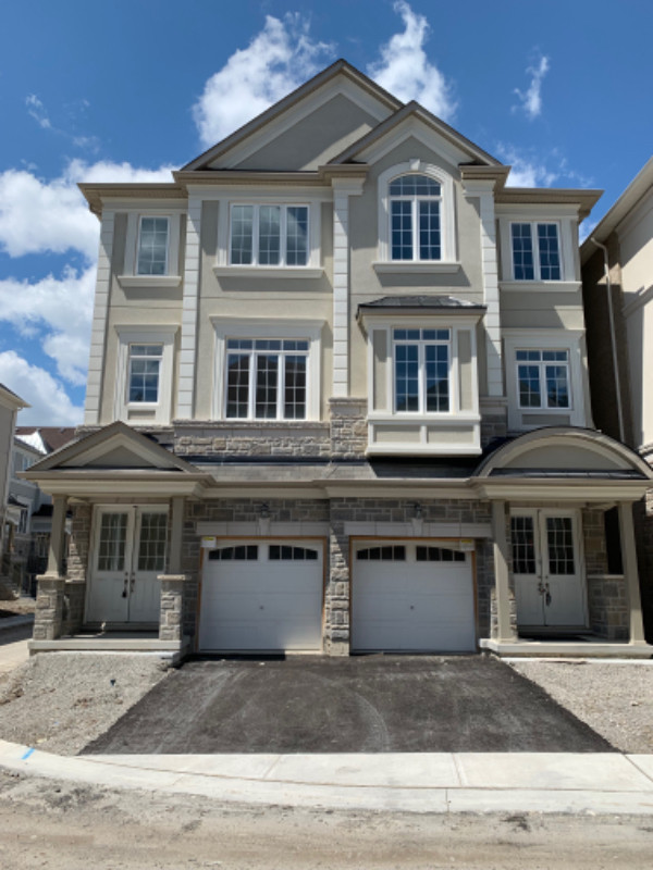 Great TOWNHOUSES FOR RENT -- Markham, Richmond Hill, Newmarket.. in Long Term Rentals in Markham / York Region - Image 3