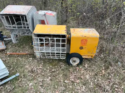 Brand new kohler engine. Mixer doesn’t appear to have many hours on it. Didn’t feel like messing wit...