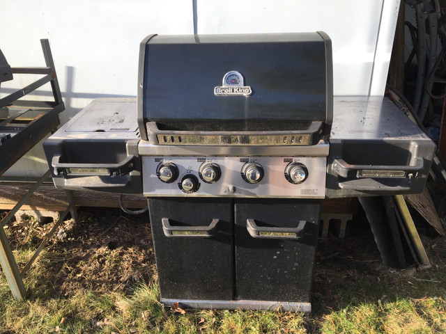 Broil King Regal Parts - burners heat deflectors side burner etc in BBQs & Outdoor Cooking in Kitchener / Waterloo