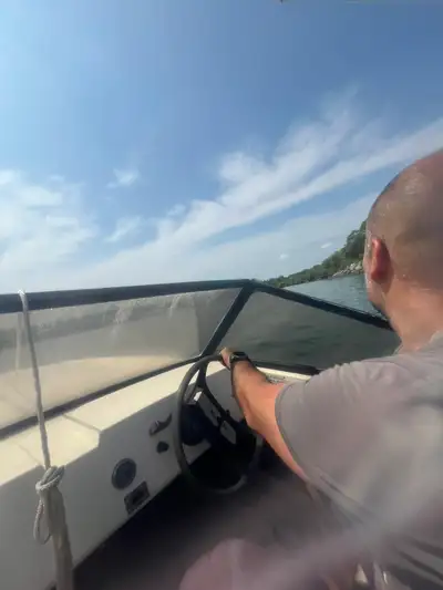 Launch ready! 15 foot 3 or 4 seater speed boat 35hp 2 stroke Mercury outboard with external fuel tan...