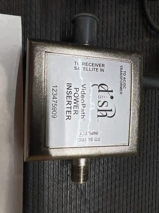  Satellite TV equipment in Video & TV Accessories in Saint John - Image 4