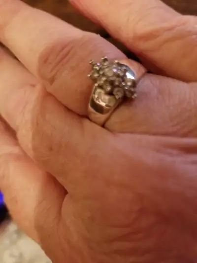 Sterling Silver Snowflake Cluster Ring, size 7.5, View more