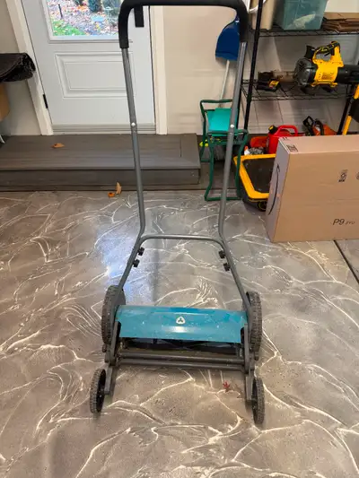 Free manual push lawn mower.... barely used., View more