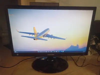 Samsung s22c300h Business Monitor in box (2 available), View more