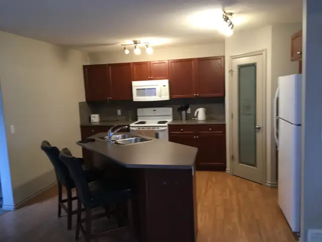 Top of House for rent in Eagle Ridge in Long Term Rentals in Fort McMurray - Image 8