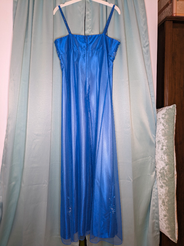 Prom Dress size 8 - Robe de bal taille 8 in Women's - Dresses & Skirts in Gatineau - Image 3