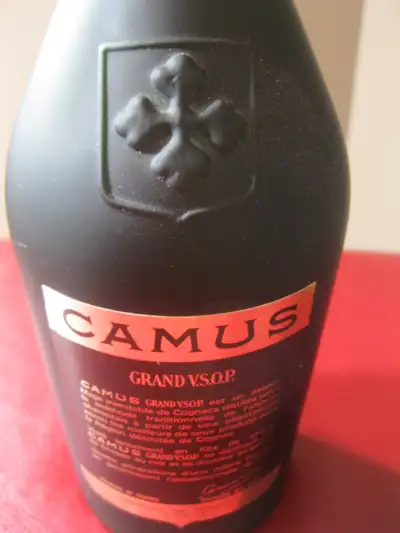 Grand VSOP Cognac '' La Grande Marque '' 700ml / 40% '' des années 1970 Bouteille ' vintage ' rare e...