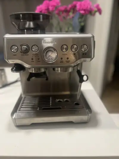 ☕ Breville Barista Express Espresso Machine, View more