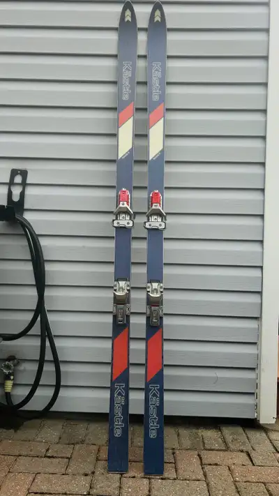 These are a pair of Kastle skis , perfect for gliding through winter landscapes and are ready for th...