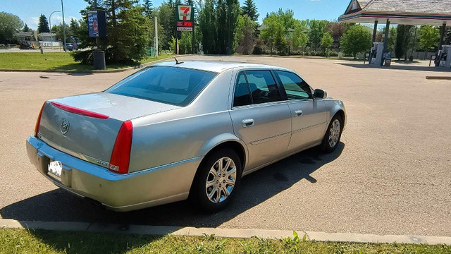 2008 Cadillac DTS  in Cars & Trucks in Edmonton - Image 3