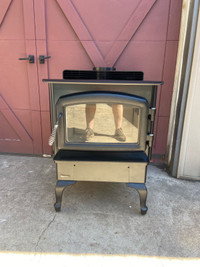 Regency F2400m wood stove 