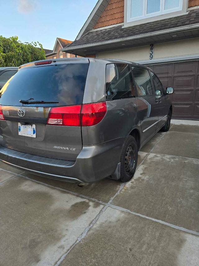 2005 Toyota Sienna 5drs 7Seater in Cars & Trucks in Cambridge - Image 4