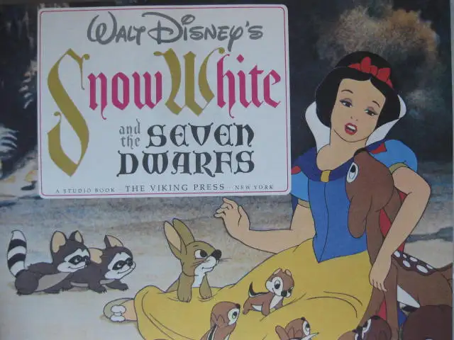 Walt Disney's Snow White and the Seven Dwarfs (Studio Book) in Fiction in City of Toronto - Image 2