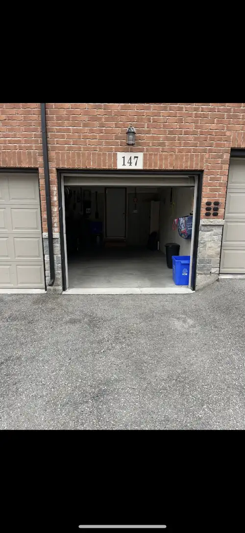 Overview Clean and bright 2 bedroom, 2 bathroom unit available for rent on the Hamilton Mountain. Re...