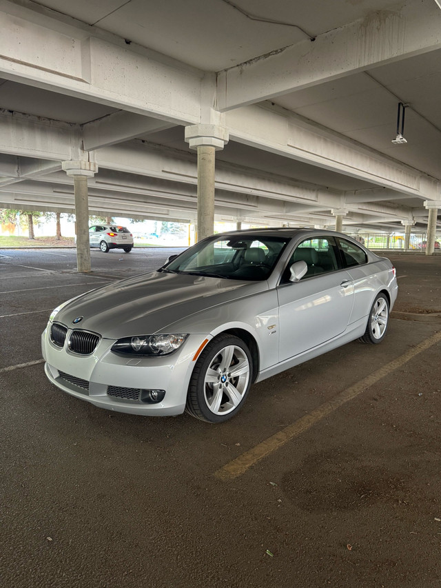 2010 bmw 335 in Cars & Trucks in Edmonton - Image 2