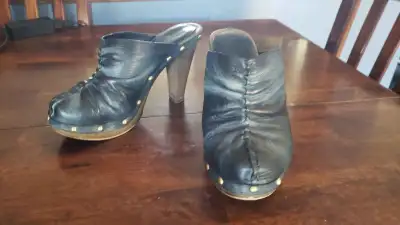 Beautiful Italian Leather Shoes Size 6 / Size 36, View more
