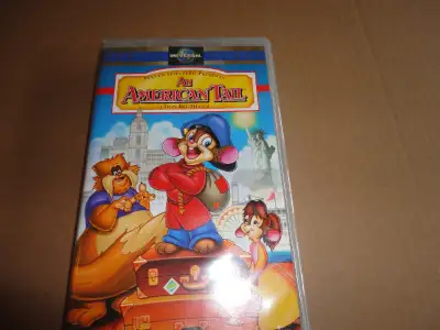 Assorted VHS Movies Wonderful Selection Great for the Cottage Weekends American Tail The Grinch Disn...