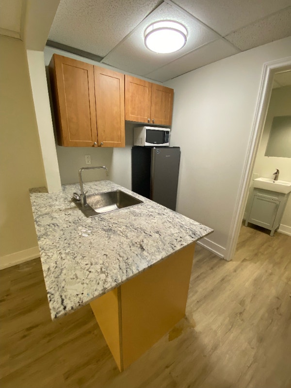 Bachelor Apartment For Rent Long Term Rentals Barrie Kijiji