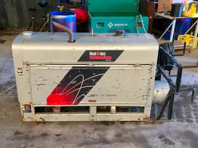 Red D arc D300k welding machine, View more