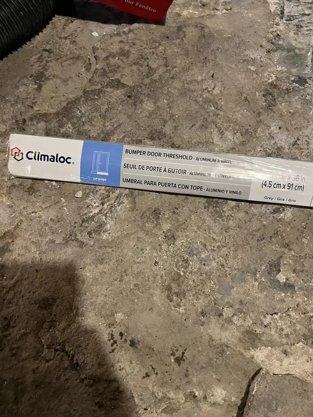 Climaloc Seuil de Porte in Windows, Doors & Trim in City of Montréal - Image 2