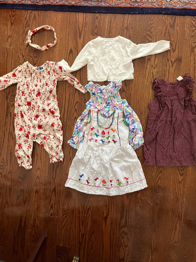 Baby girl clothes 12-18m dans Vêtements - 12 à 18 mois  à Ville de Montréal